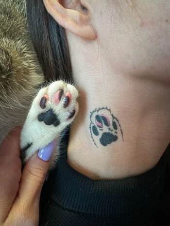 Индивидуальный эскиз отпечаток лапы кошки